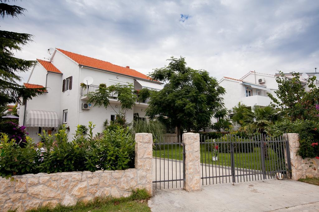 Apartments Rogic Задар Экстерьер фото
